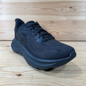 Hoka One Clifton 10 Running Shoes Women’s 7 B Black/Black 1162031 BBLC